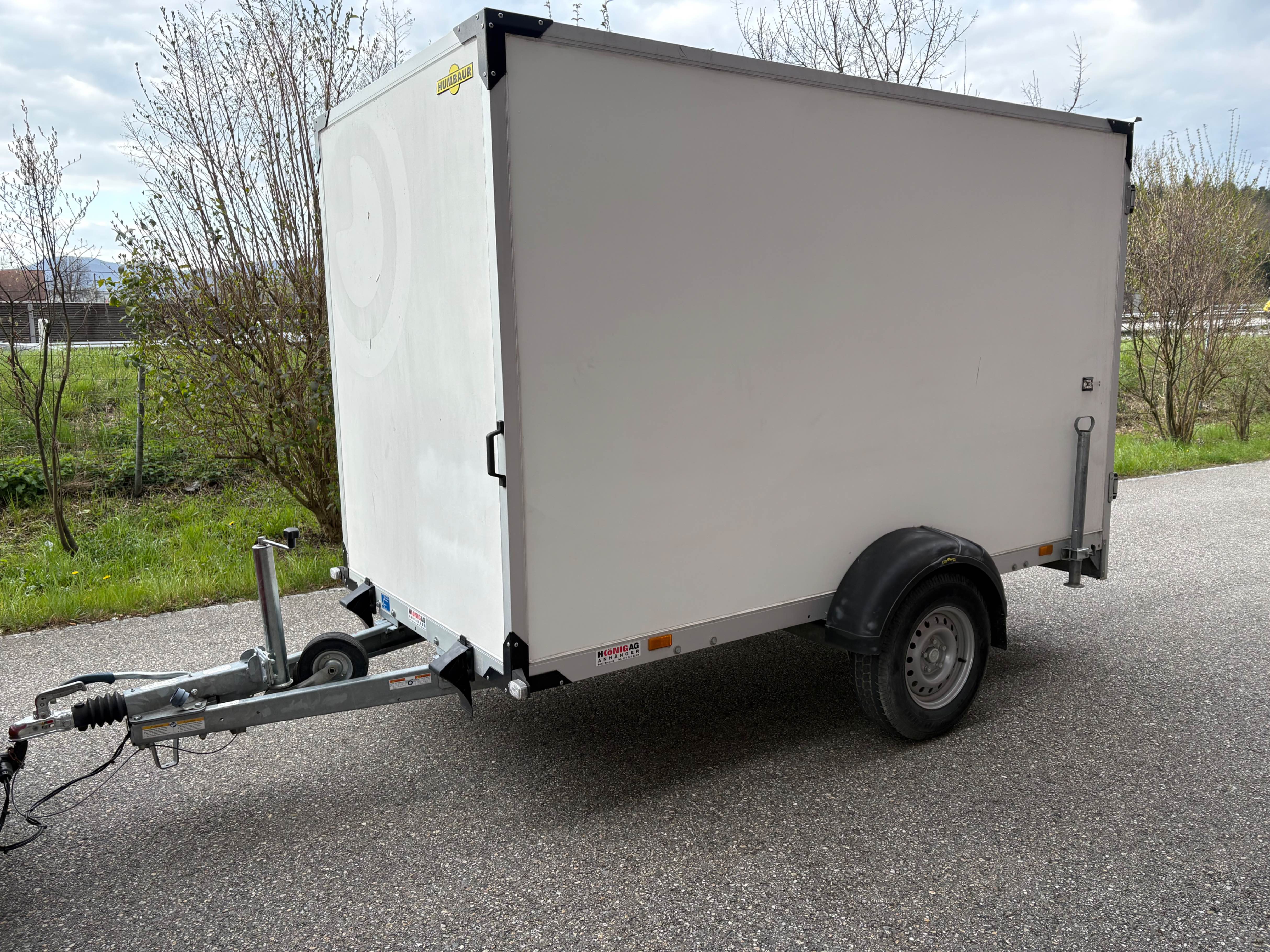 Koffer Anhänger Humbaur